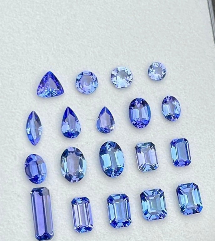 Natural Blue Sapphire Gem