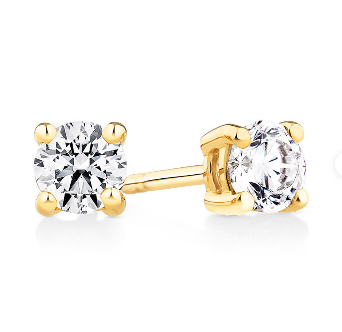 0.5 CTW  Natural Diamond Stud Earrings